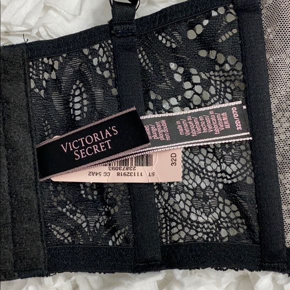 Victoria’s Secret High Neck Bra 32D NWT - Picture 4 of 5